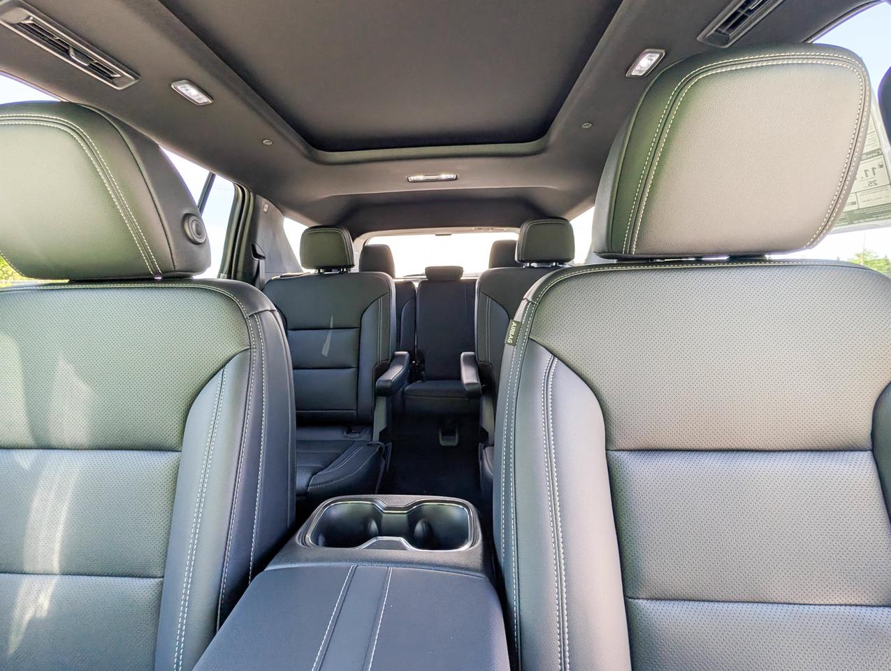 2026 Chevrolet Traverse LT Photo