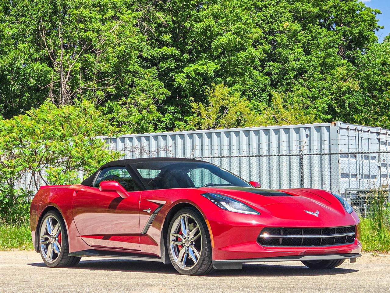 2015 Chevrolet Corvette Z51 2LT Photo