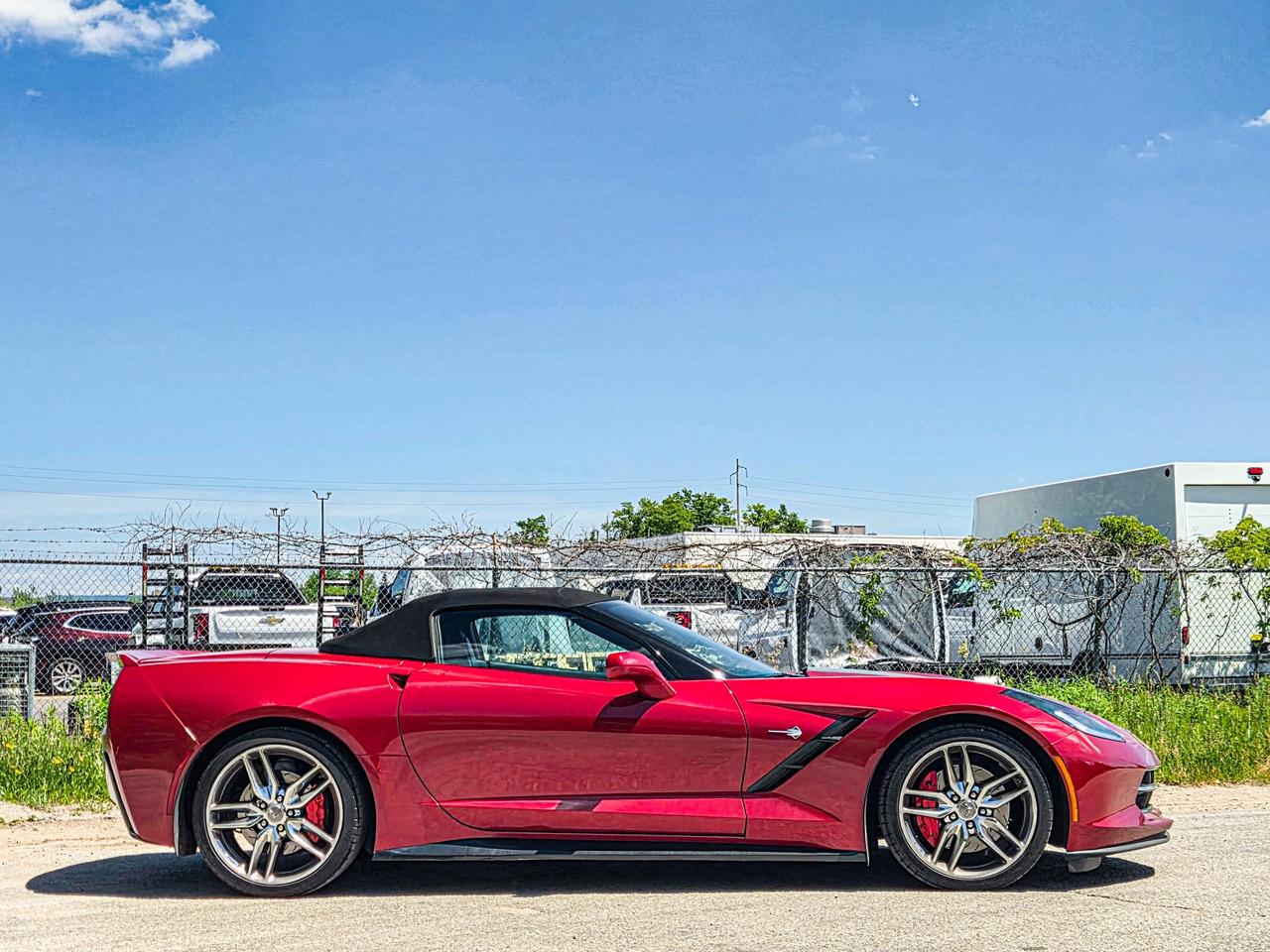 2015 Chevrolet Corvette Z51 2LT Photo