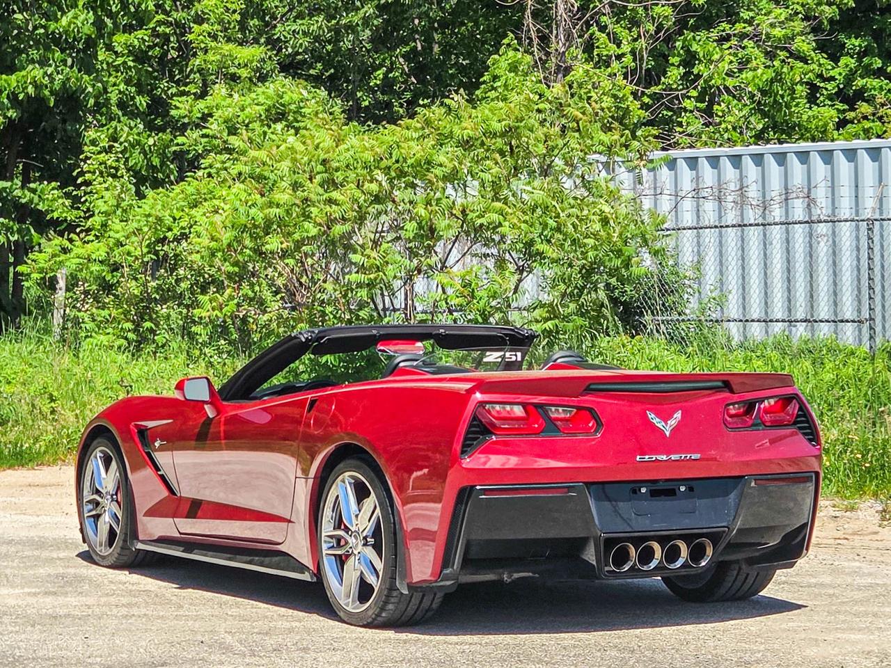 2015 Chevrolet Corvette Z51 2LT Photo