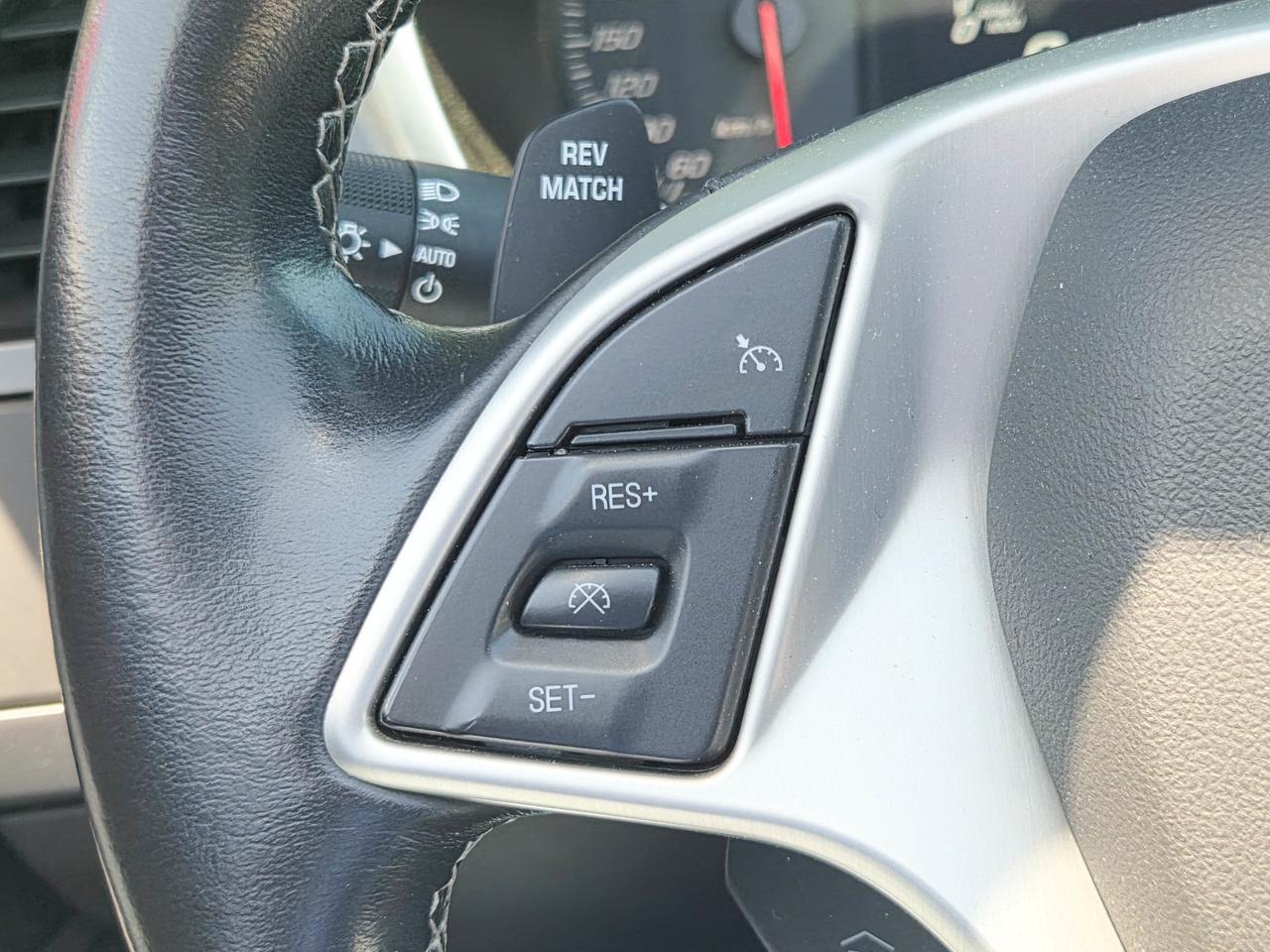 2015 Chevrolet Corvette Z51 2LT Photo
