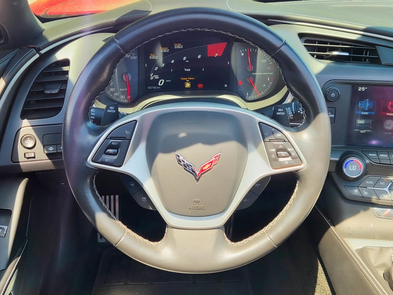 2015 Chevrolet Corvette Z51 2LT Photo