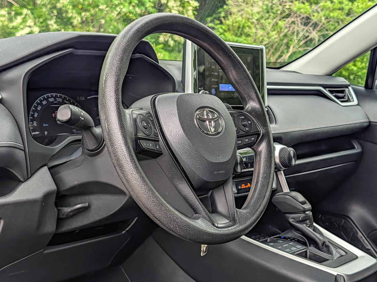 2024 Toyota RAV4 LE Photo