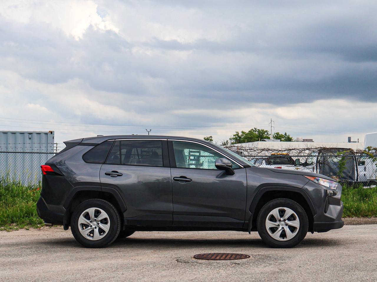 2024 Toyota RAV4 LE Photo