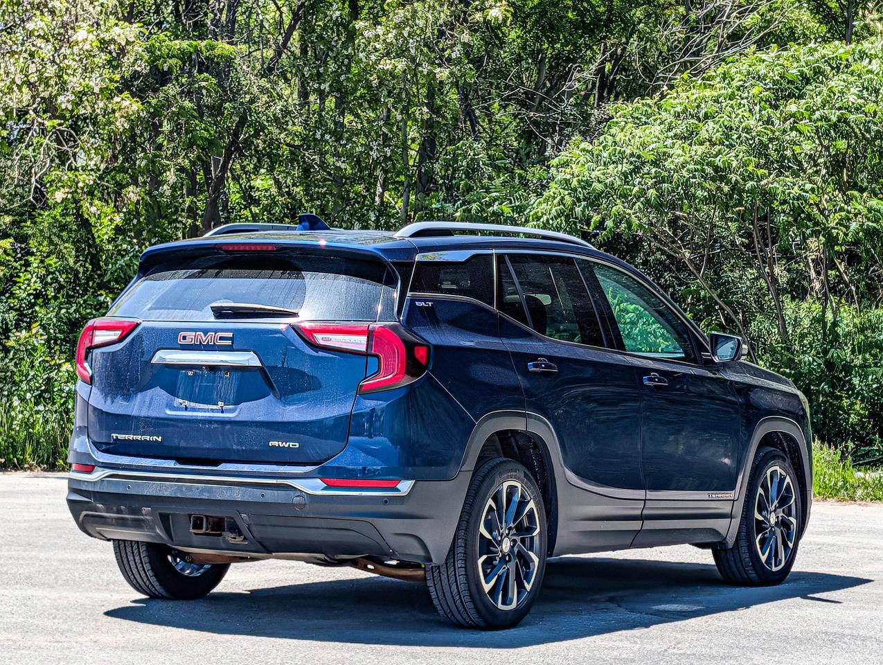 2022 GMC Terrain SLT Photo