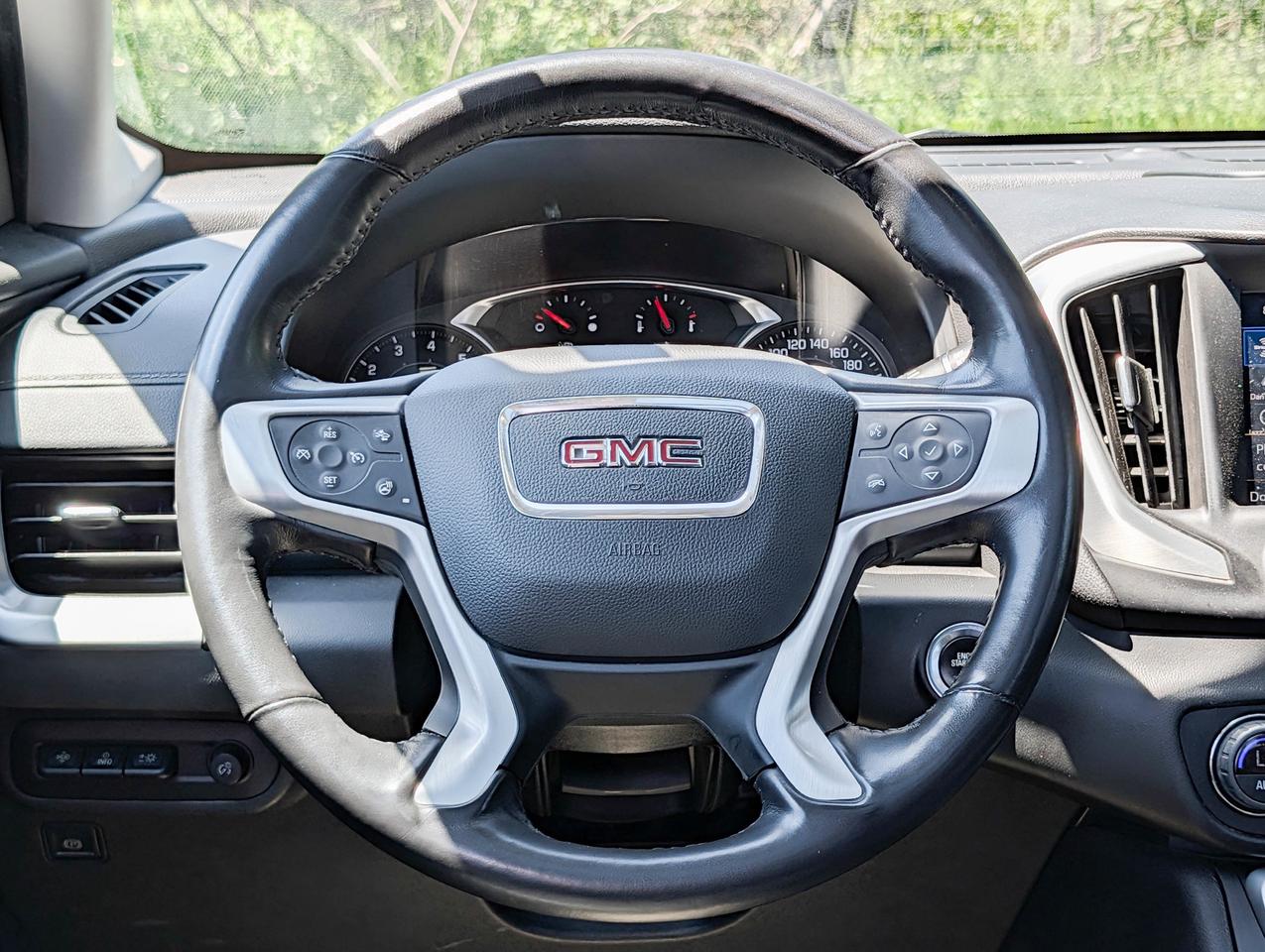 2022 GMC Terrain SLT Photo