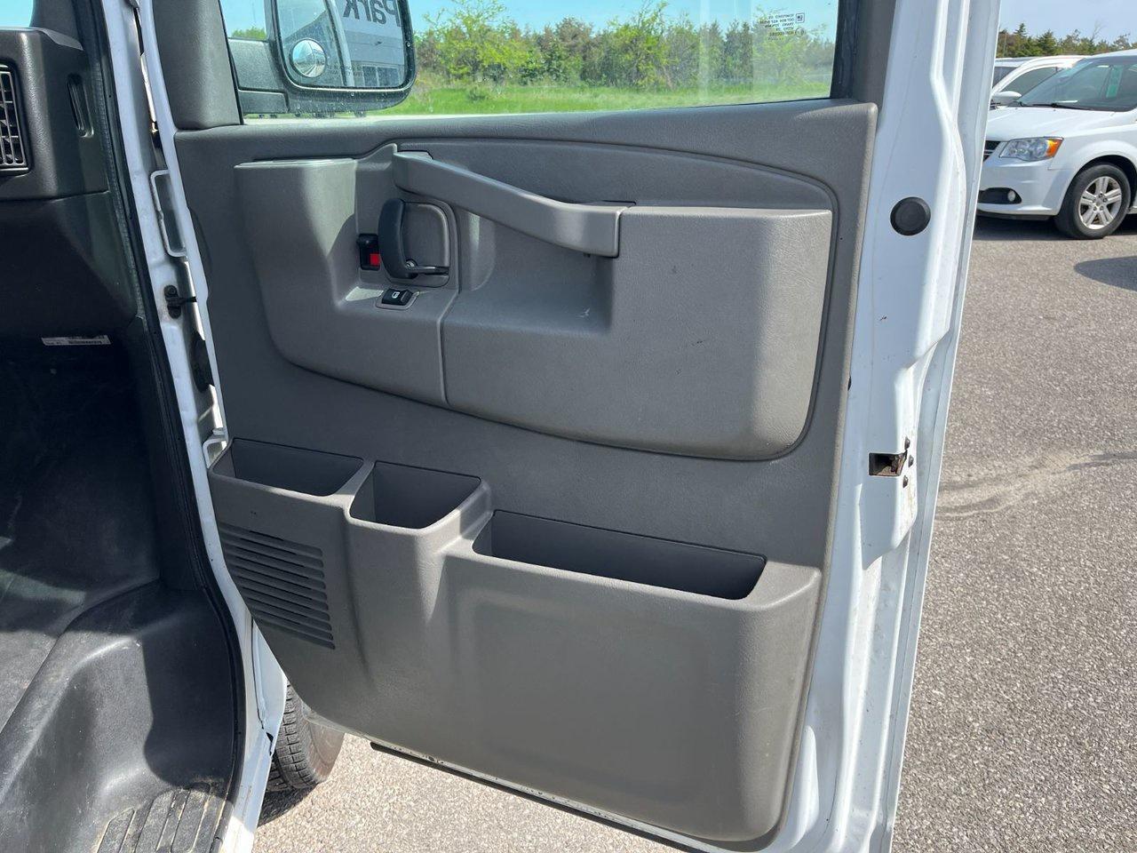 2021 Chevrolet Express Cargo Van RWD 2500 135' WB Photo
