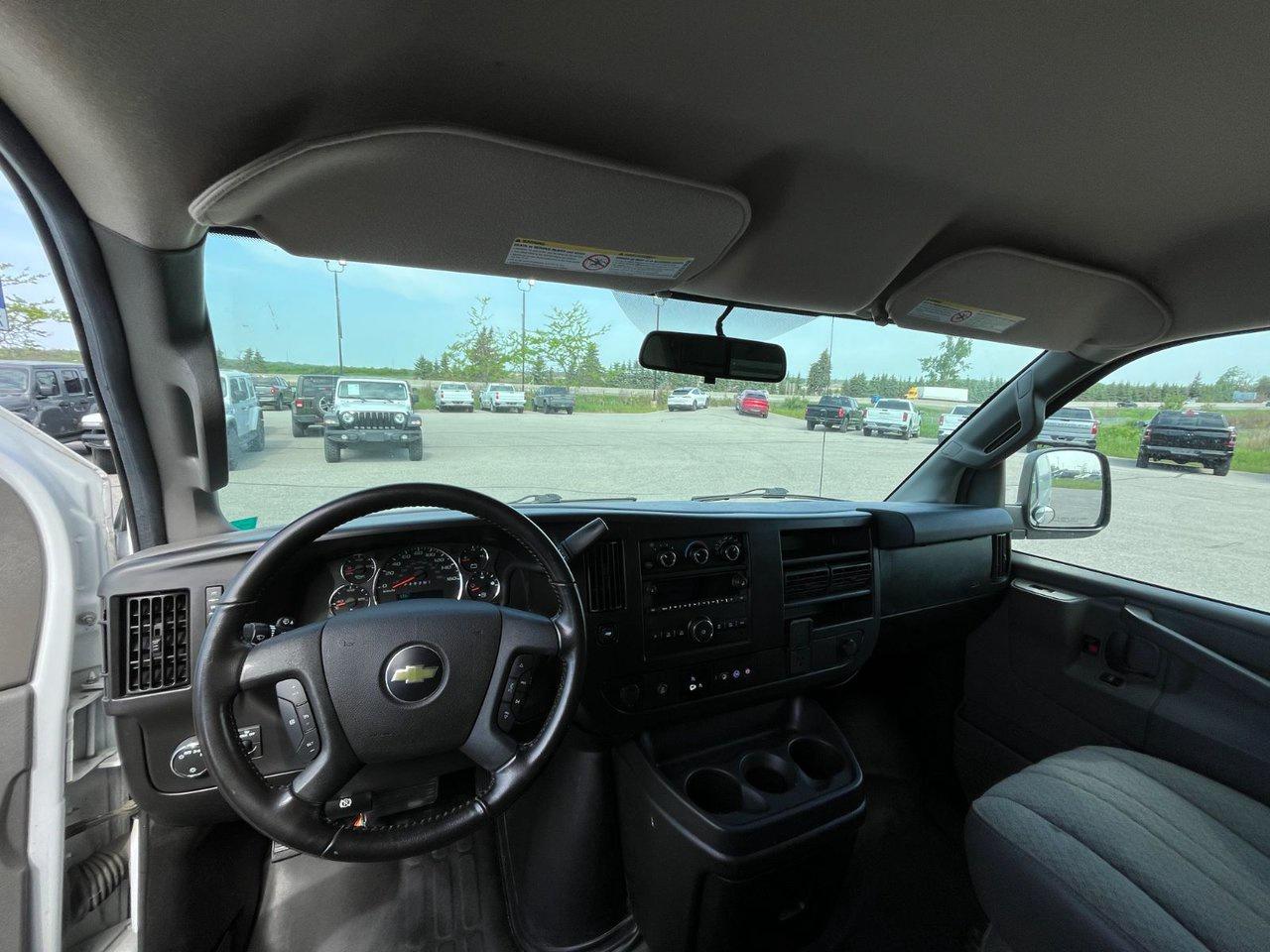 2021 Chevrolet Express Cargo Van RWD 2500 135' WB Photo