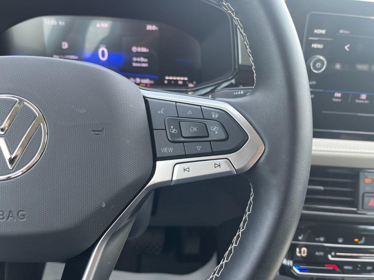 2025 Volkswagen Taos Trendline 4Motion Photo