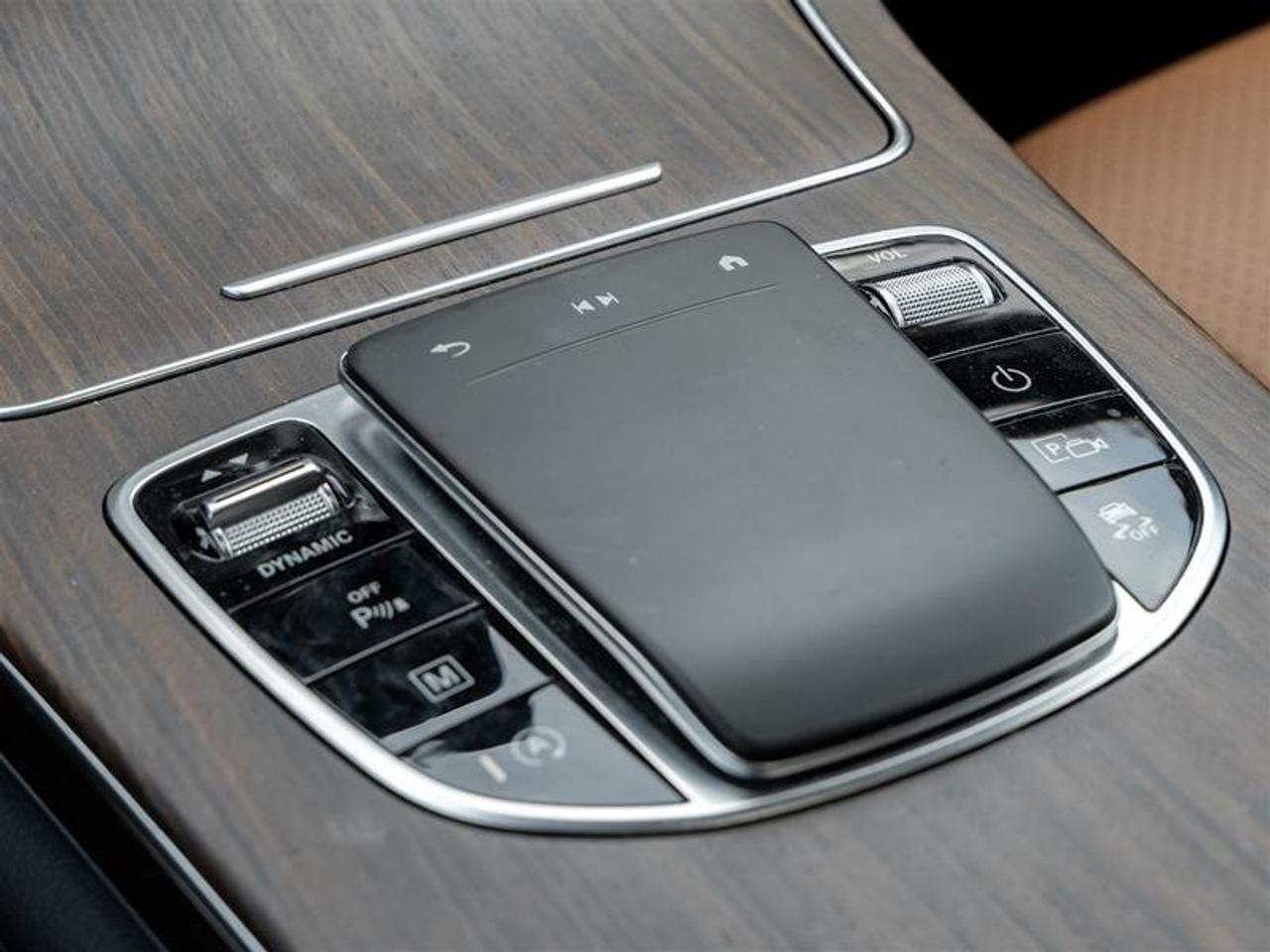 2022 Mercedes-Benz GLC300 4MATIC SUV Photo
