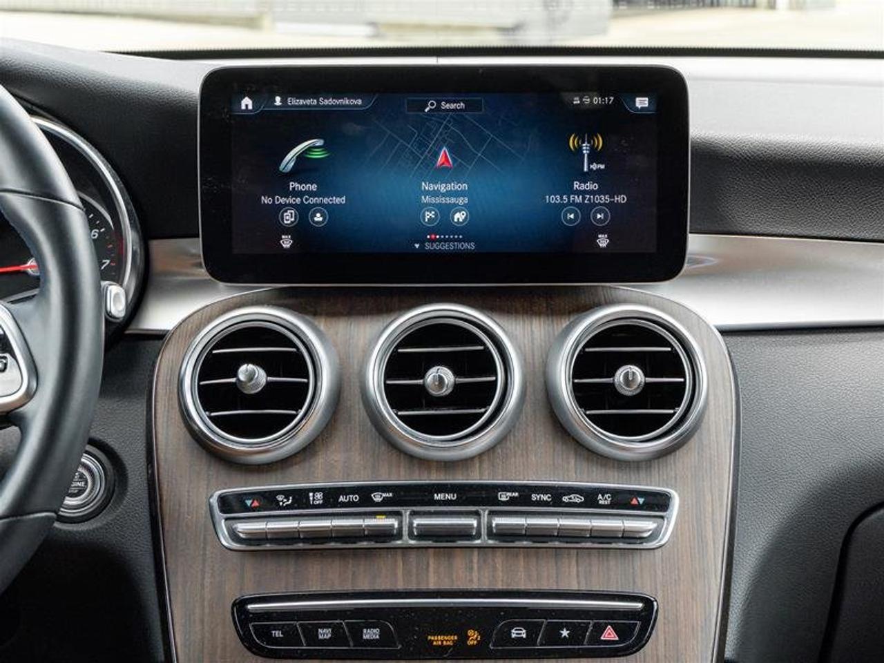 2022 Mercedes-Benz GLC300 4MATIC SUV Photo