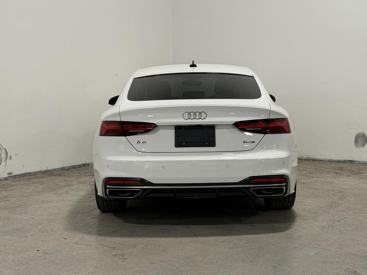 2023 Audi A5 LEATHER | SUNROOF | CARPLAY Photo4