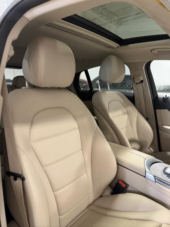 2023 Mercedes-Benz GLC-Class GLC 300 4MATIC Coupe Photo