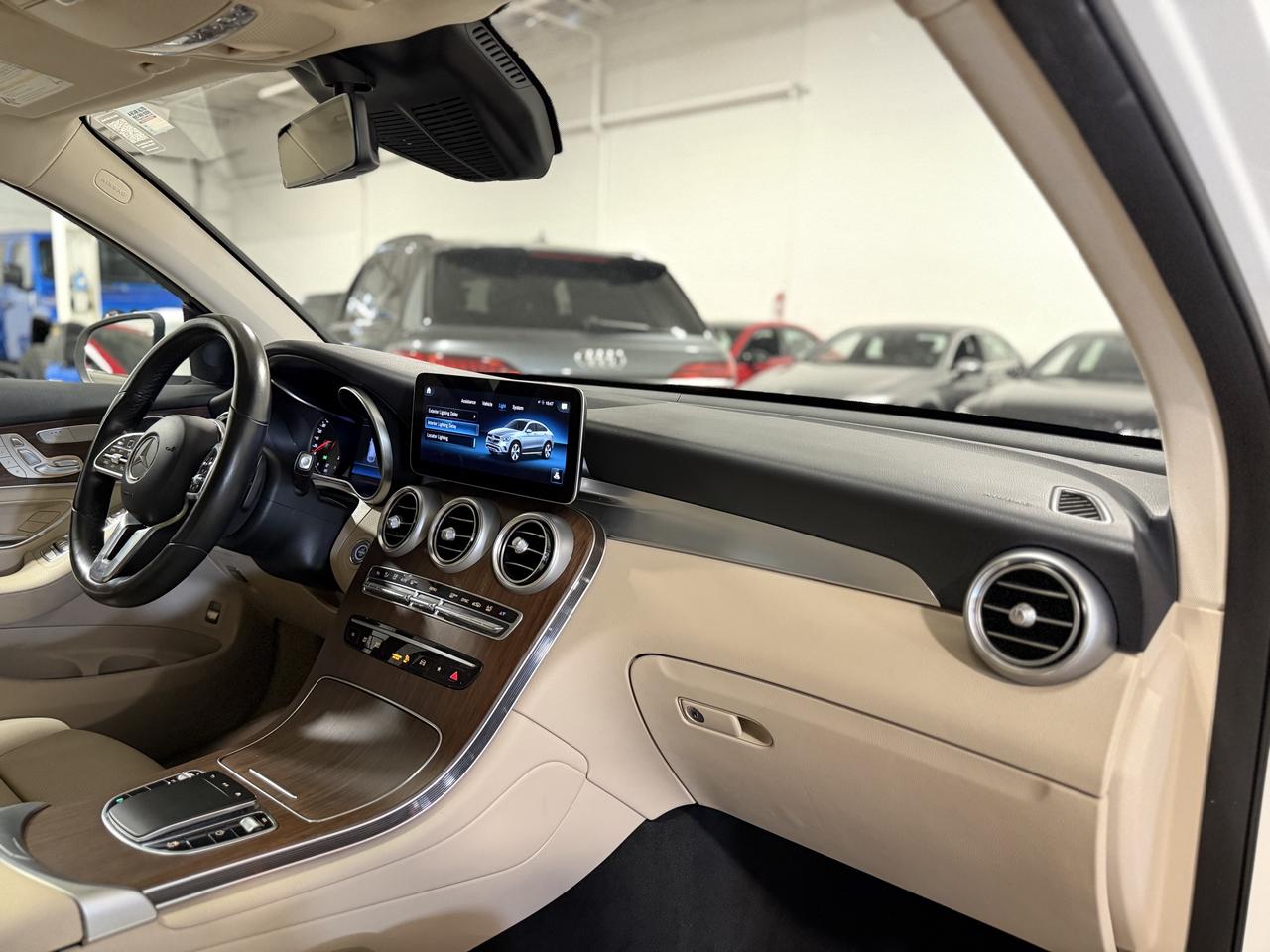 2023 Mercedes-Benz GLC-Class GLC 300 4MATIC Coupe Photo