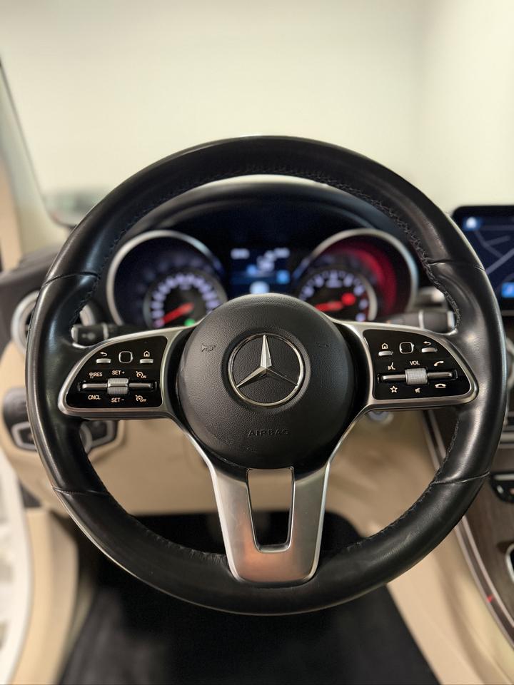 2023 Mercedes-Benz GLC-Class GLC 300 4MATIC Coupe Photo