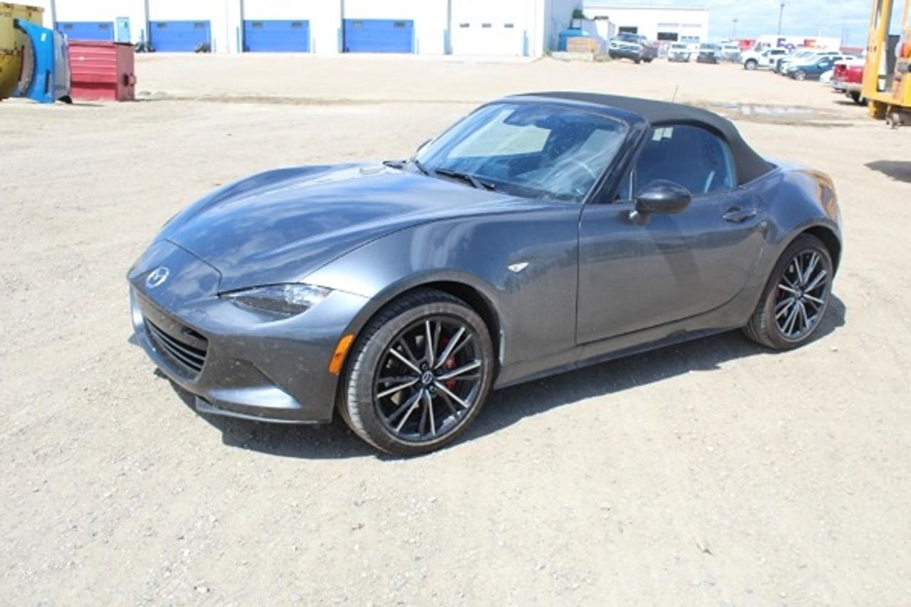 2023 Mazda Miata MX-5 GS 6 spd manual w/Htd L.wrap, BUC, convertible - Photo #1