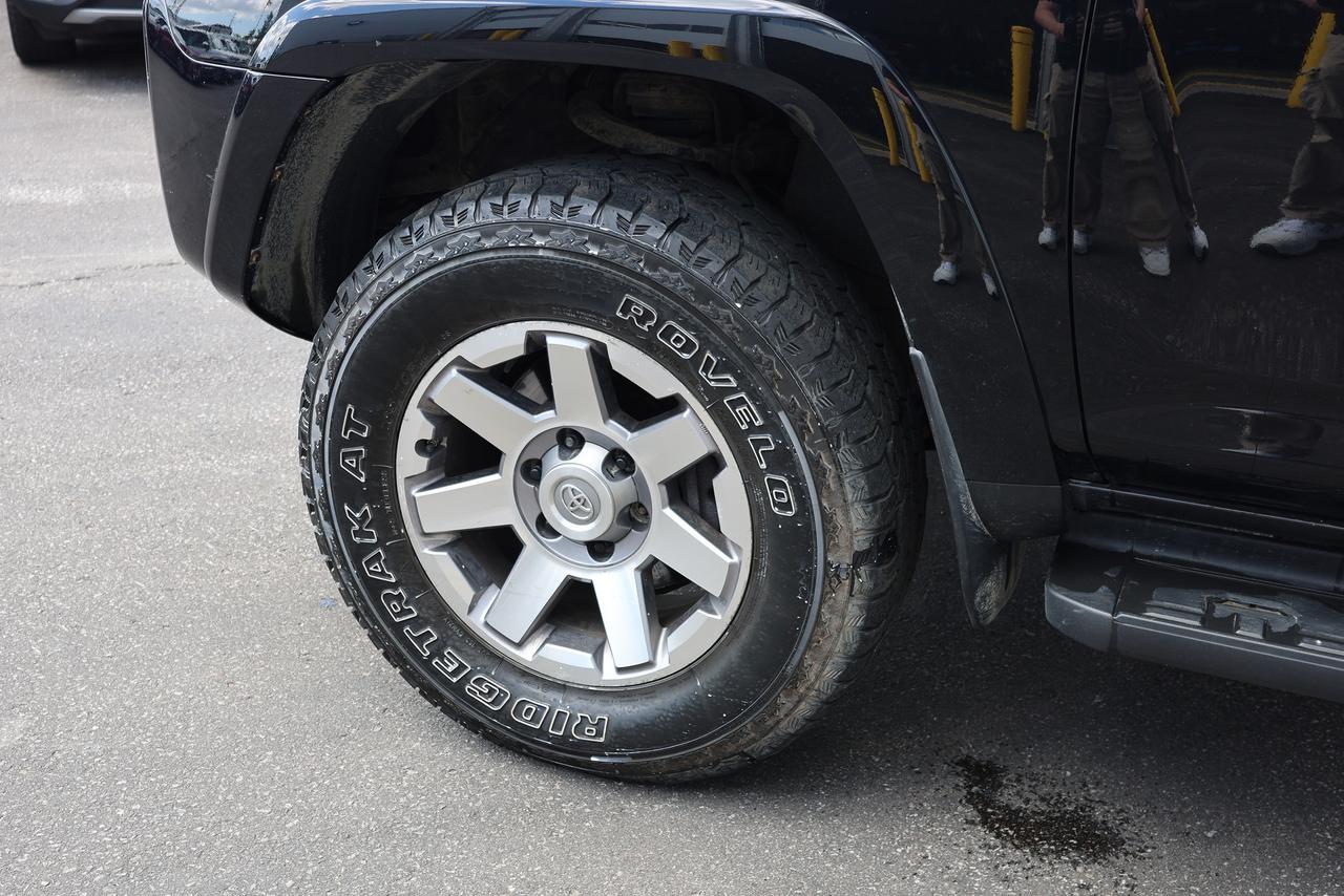 2016 Toyota 4Runner SR5 - AS-IS|LEATHER|SUNROOF|NAVI|CAMERA Photo