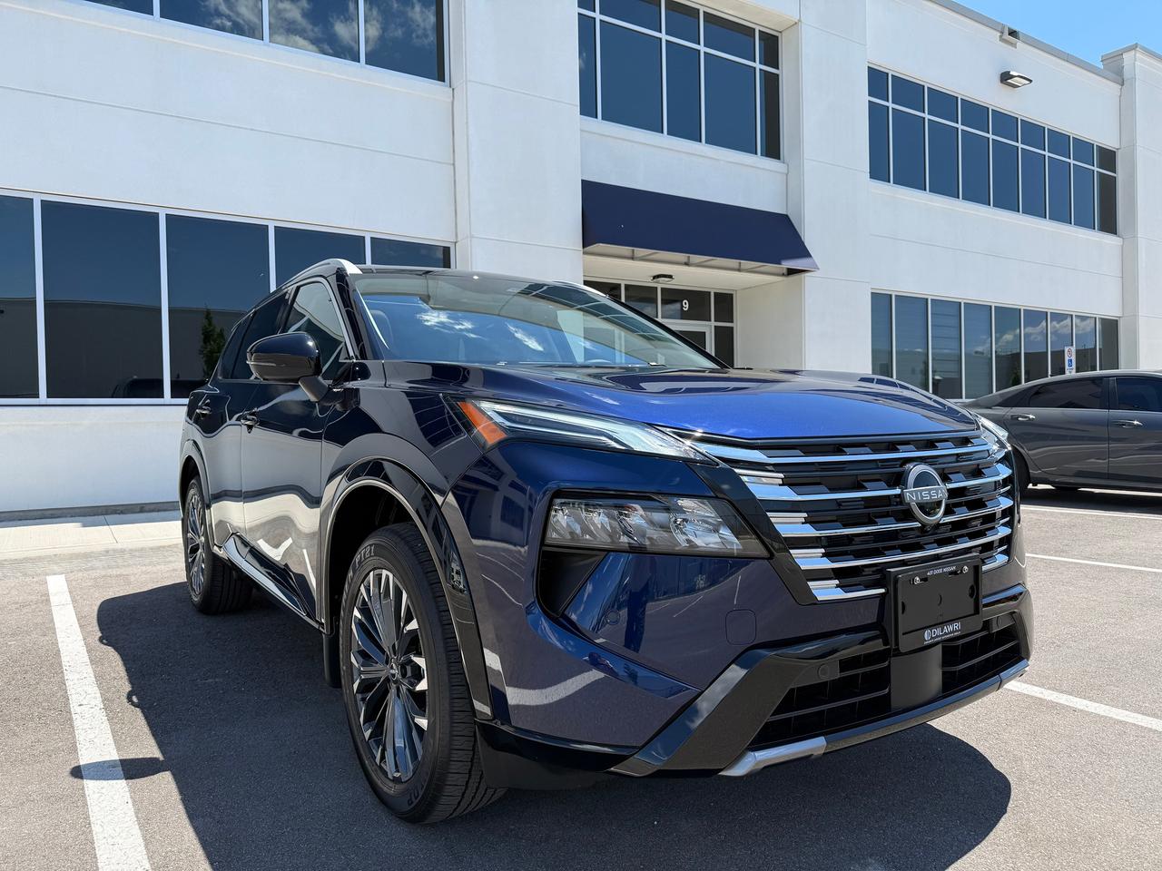 2026 Nissan Rogue Platinum Luxury AWD Carplay R/Starter Photo