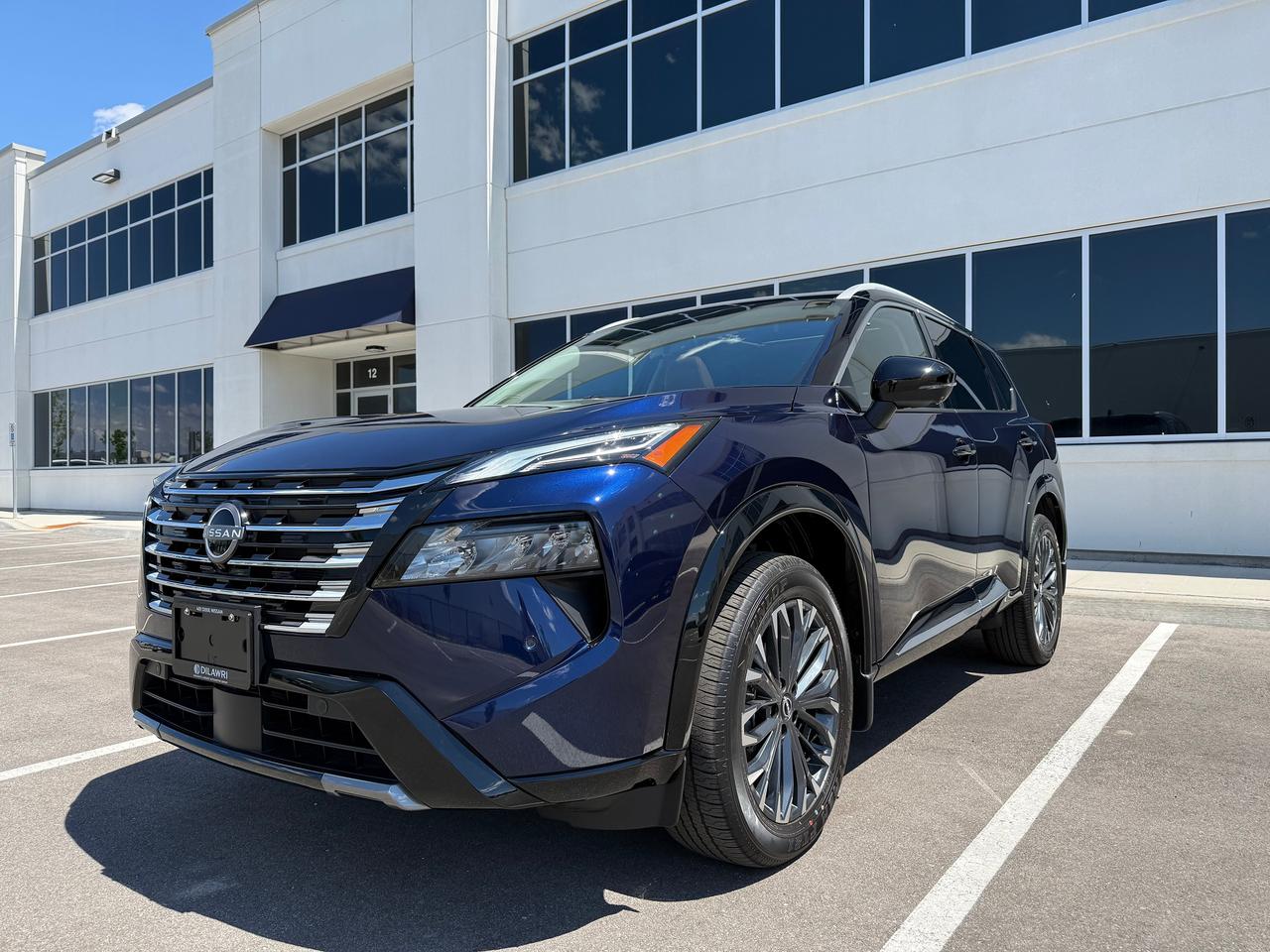 2026 Nissan Rogue Platinum Luxury AWD Carplay R/Starter Photo0