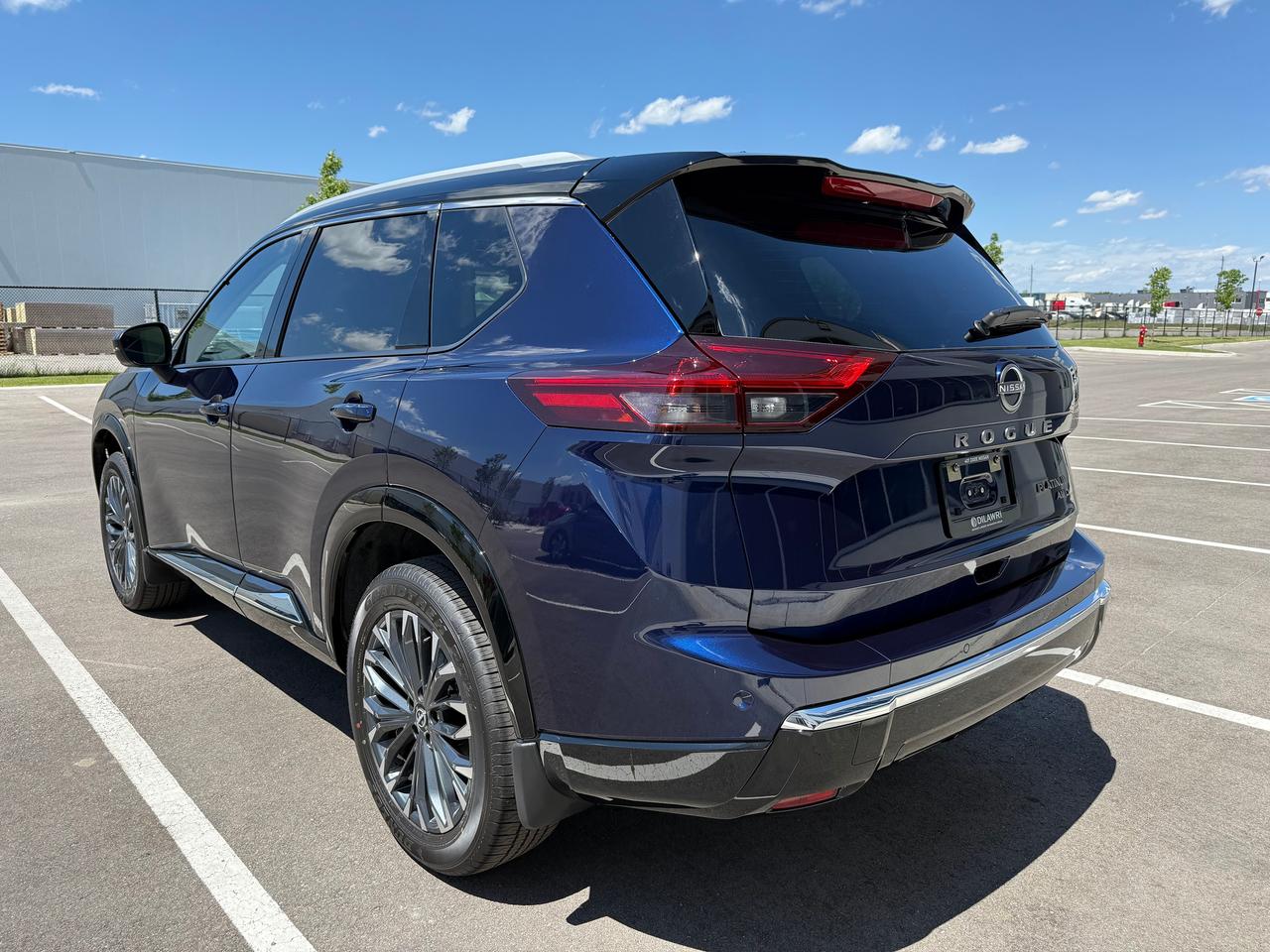 2026 Nissan Rogue Platinum Luxury AWD Carplay R/Starter Photo