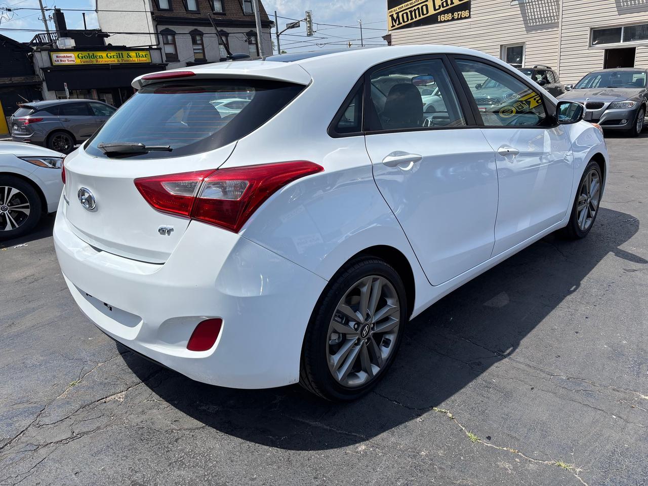 2017 Hyundai Elantra GT GLS Tech Photo