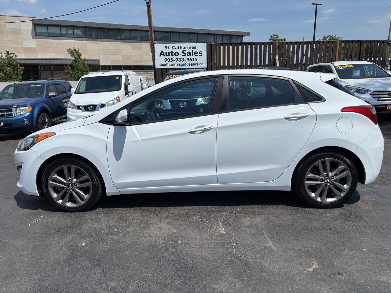 2017 Hyundai Elantra GT GLS Tech Photo