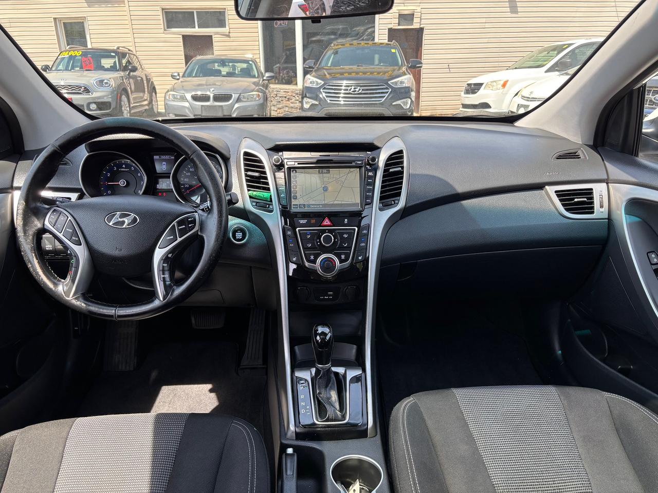 2017 Hyundai Elantra GT GLS Tech Photo