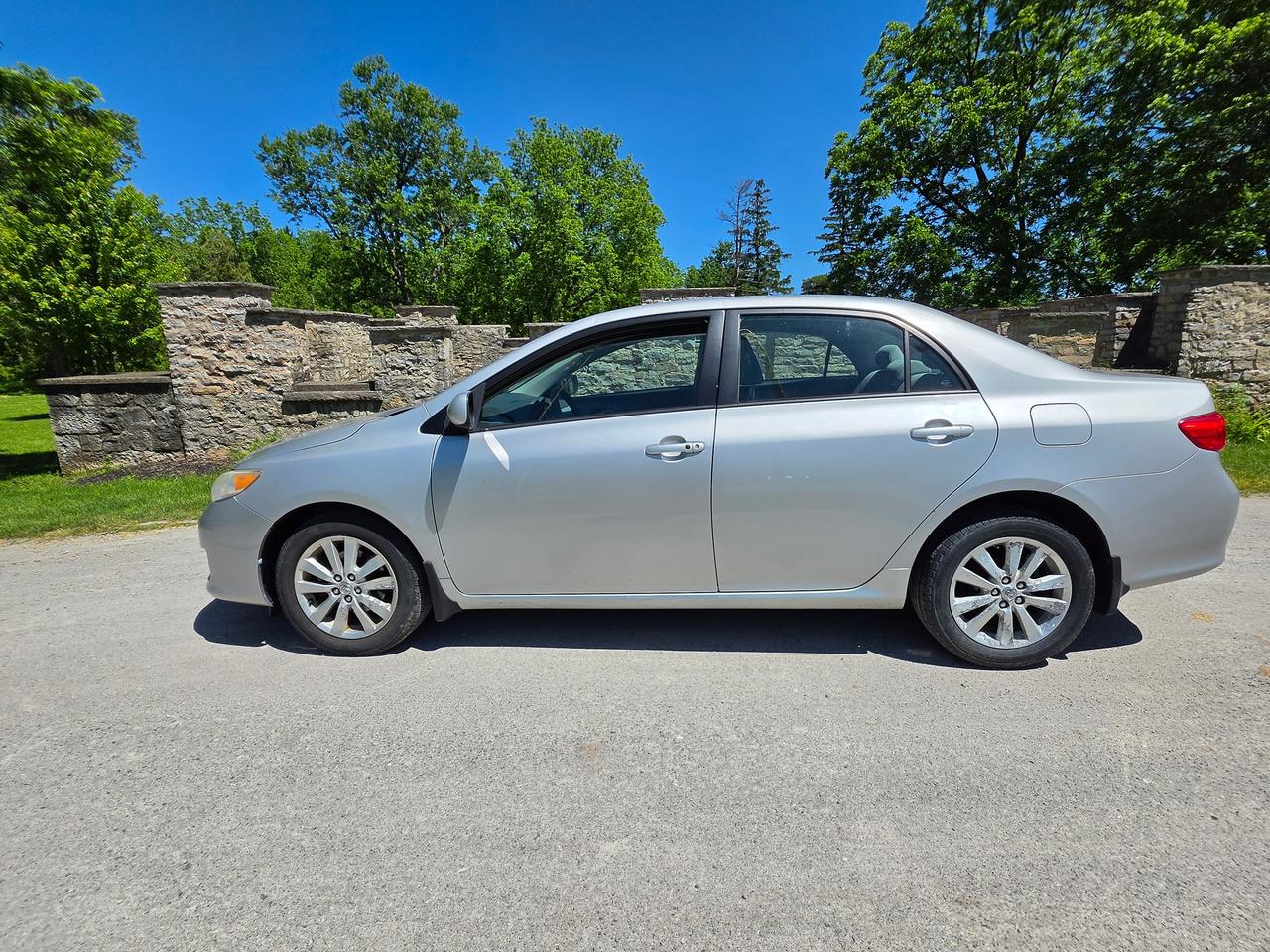2010 Toyota Corolla Base - Photo #7