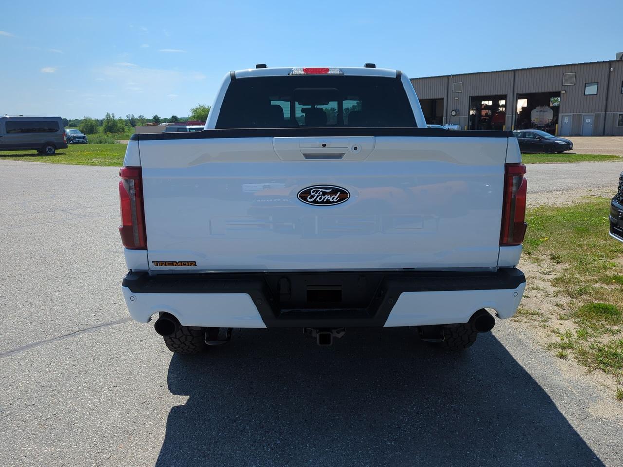 2026 Ford F-150 Tremor SuperCrew 401A 4x4 Photo4