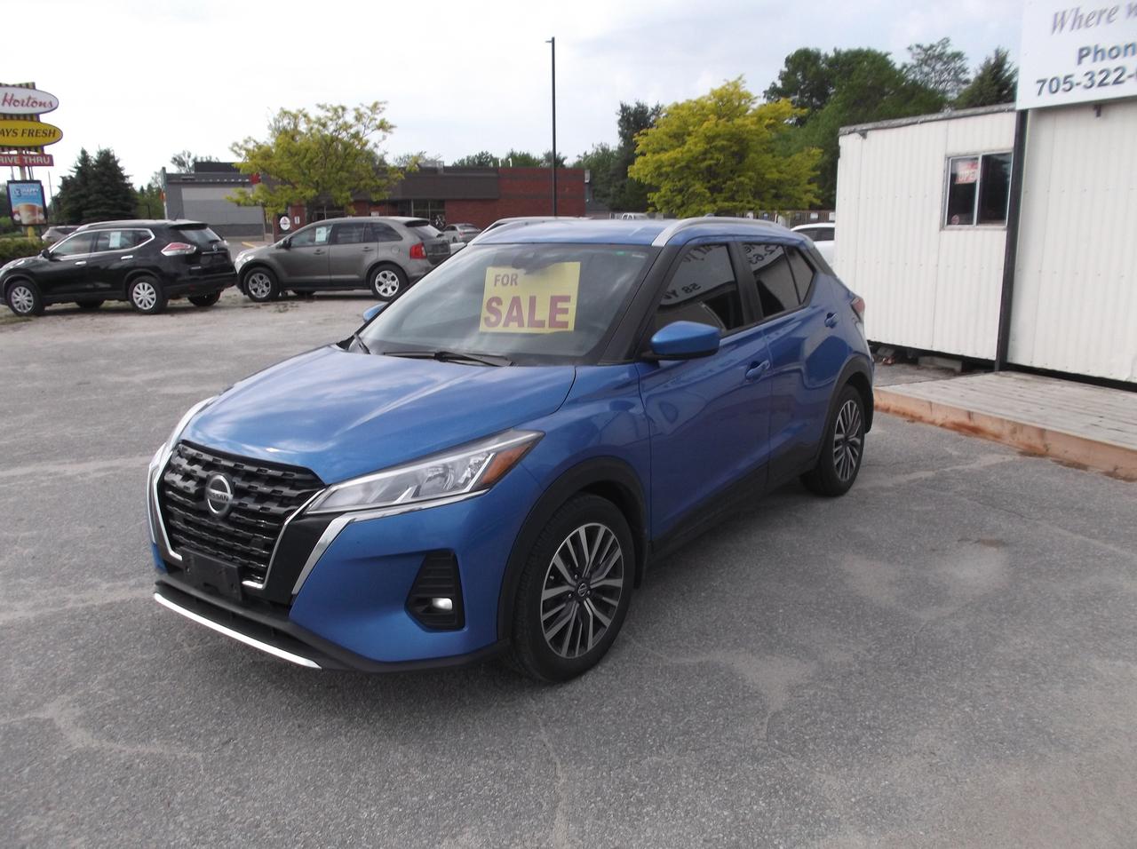 2021 Nissan Kicks SV Photo2