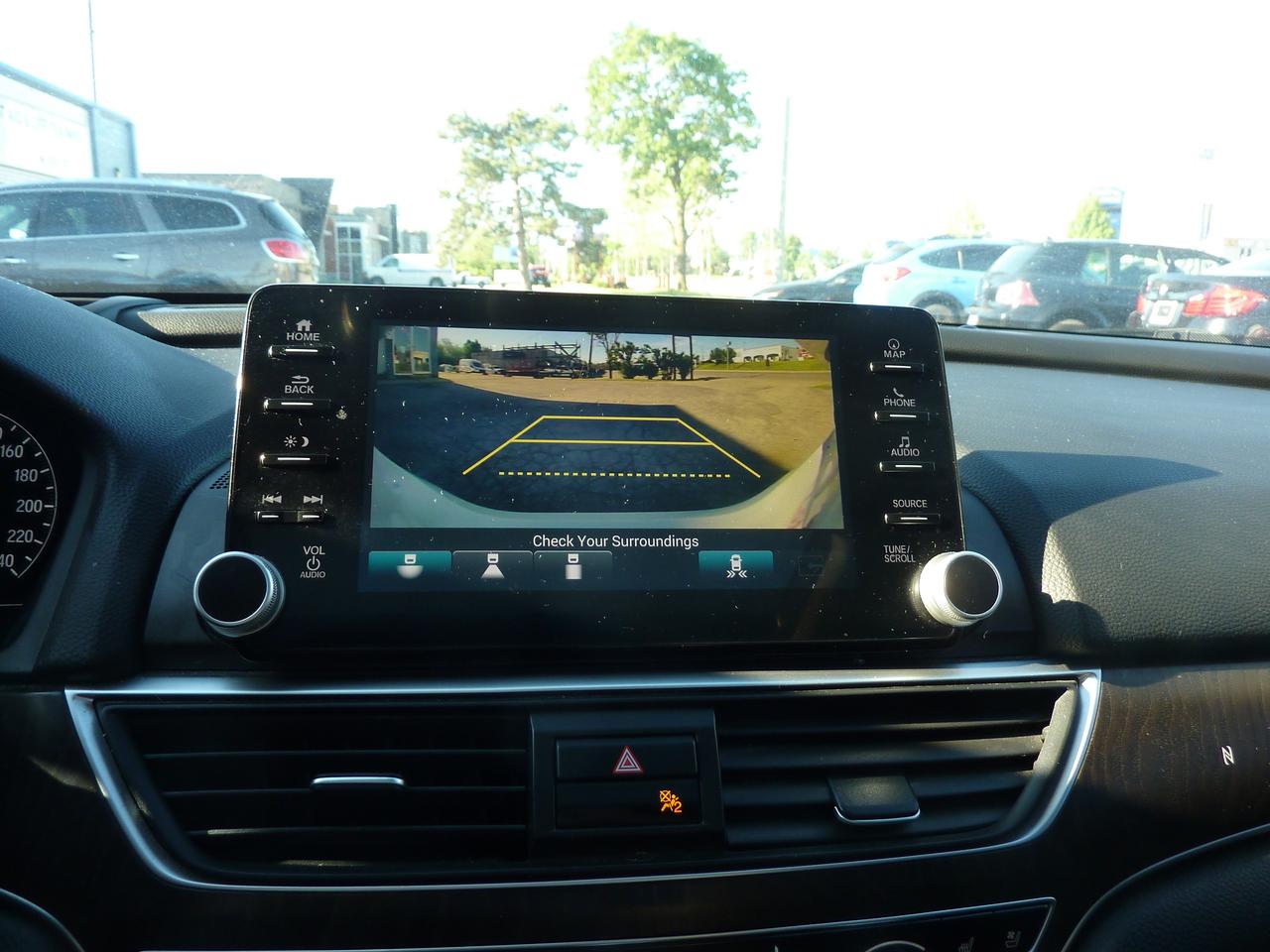 2018 Honda Accord Touring Photo