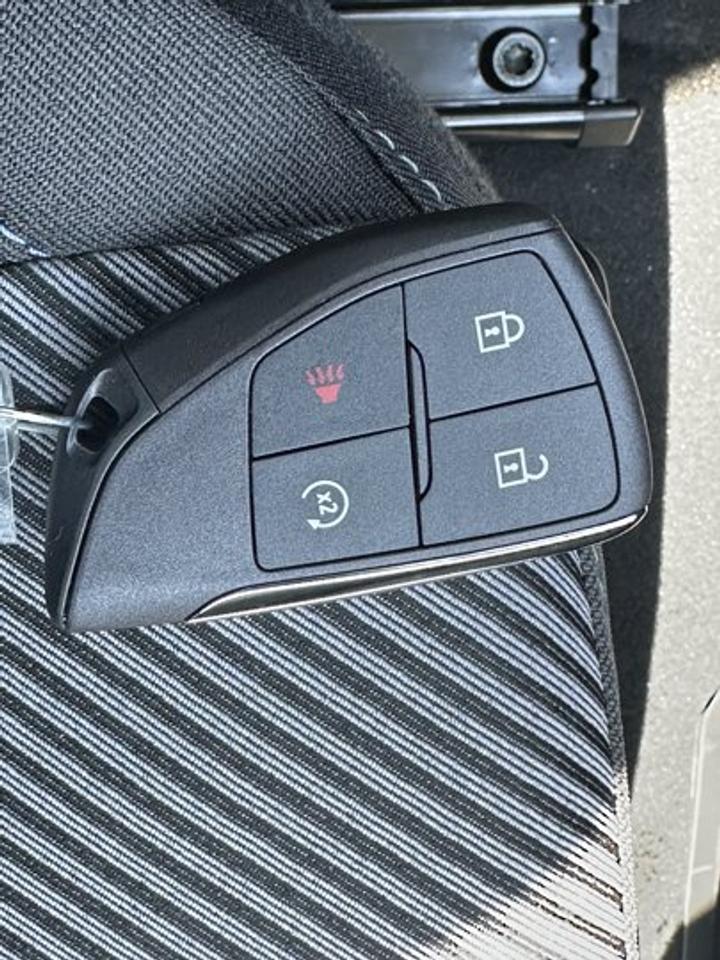 14239946.821952678