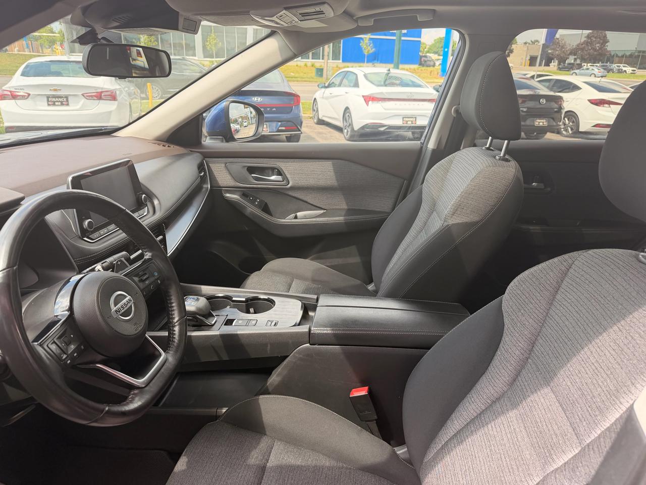 2021 Nissan Rogue SV | PANO ROOF Photo
