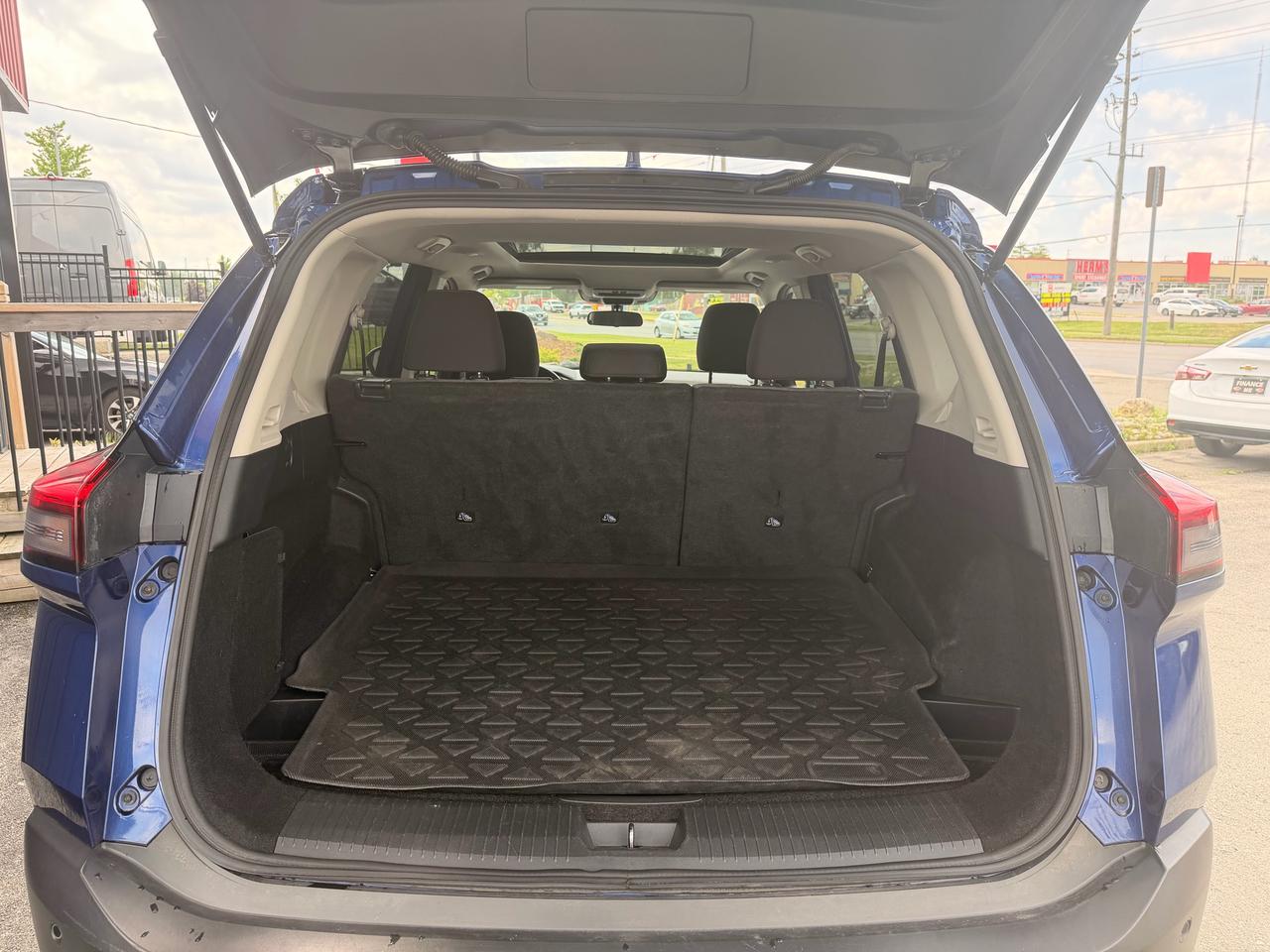 2021 Nissan Rogue SV | PANO ROOF Photo
