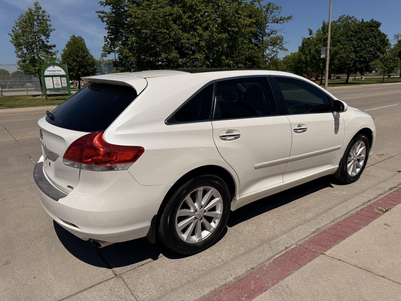 2011 Toyota Venza 4DR WGN AWD Photo
