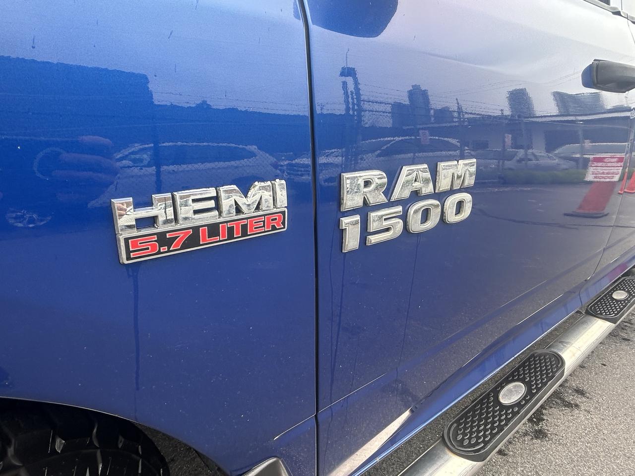 2014 RAM 1500 ST - Photo #11