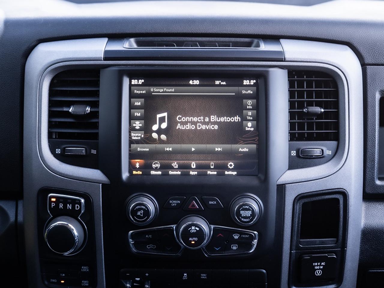 2021 RAM 1500 Classic Express 4x4 Crew Cab Photo30