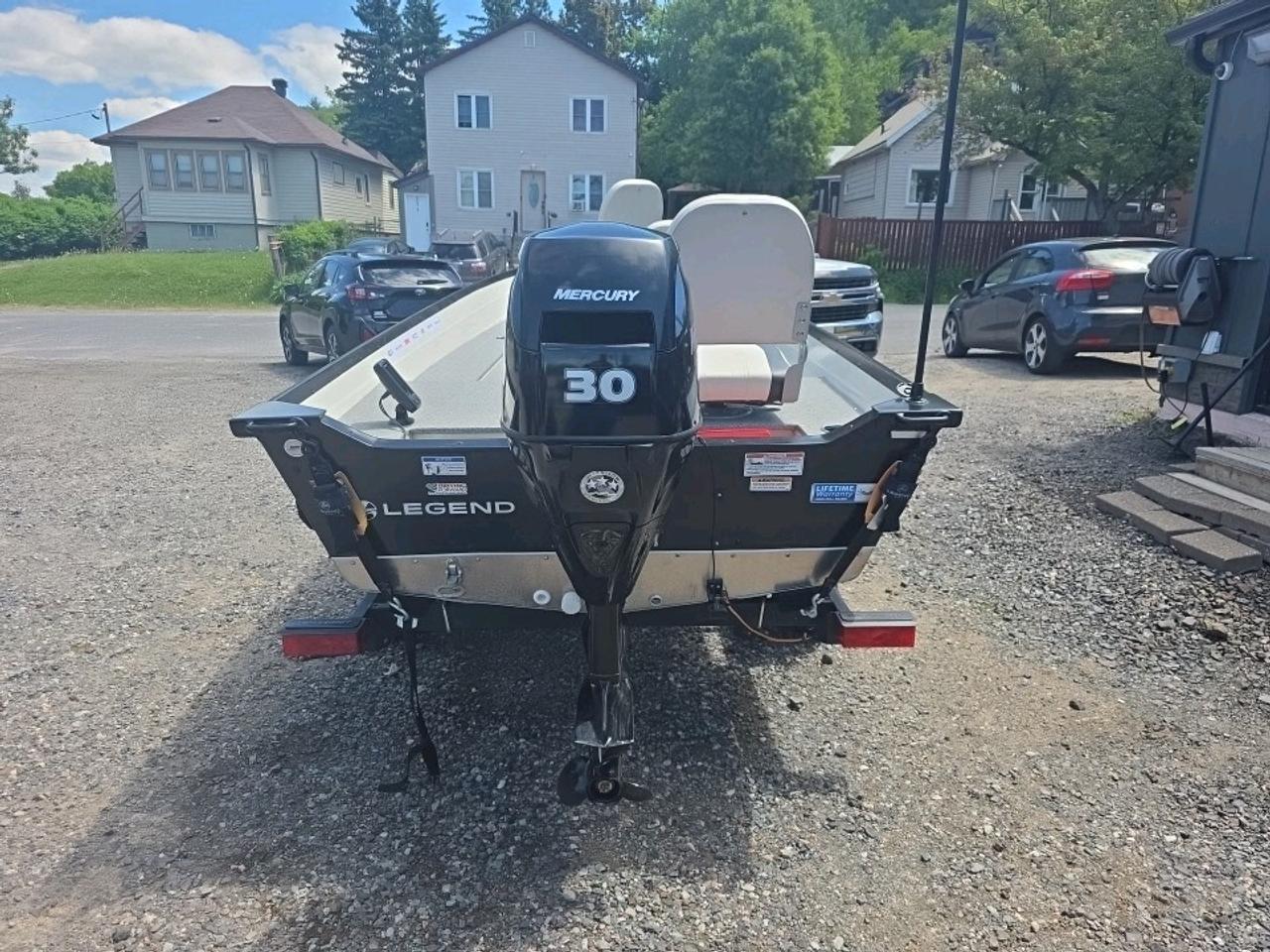 2024 Legend 16 PROSPORT 16 PROSPORT 30 HP Photo3