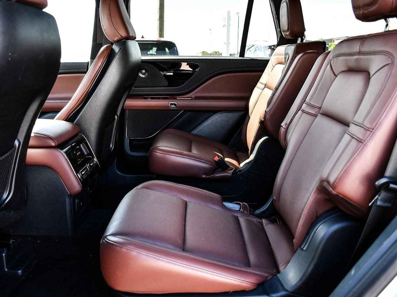 2026 Lincoln Aviator Reserve AWD Photo