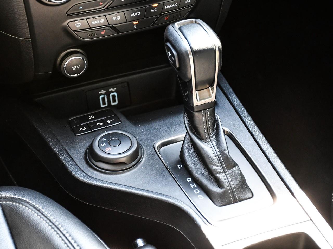 2020 Ford Ranger LARIAT 4WD SuperCrew 5' Box Photo