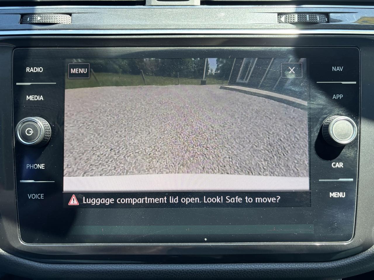 2020 Volkswagen Tiguan Highline ~CLEAN CARFAX~ Photo