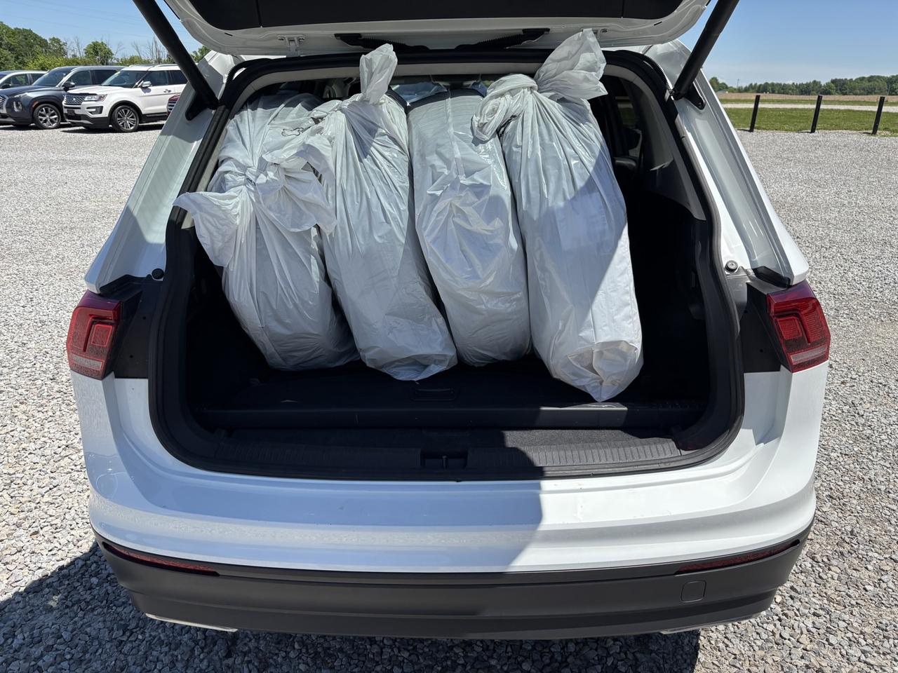 2020 Volkswagen Tiguan Highline ~CLEAN CARFAX~ Photo
