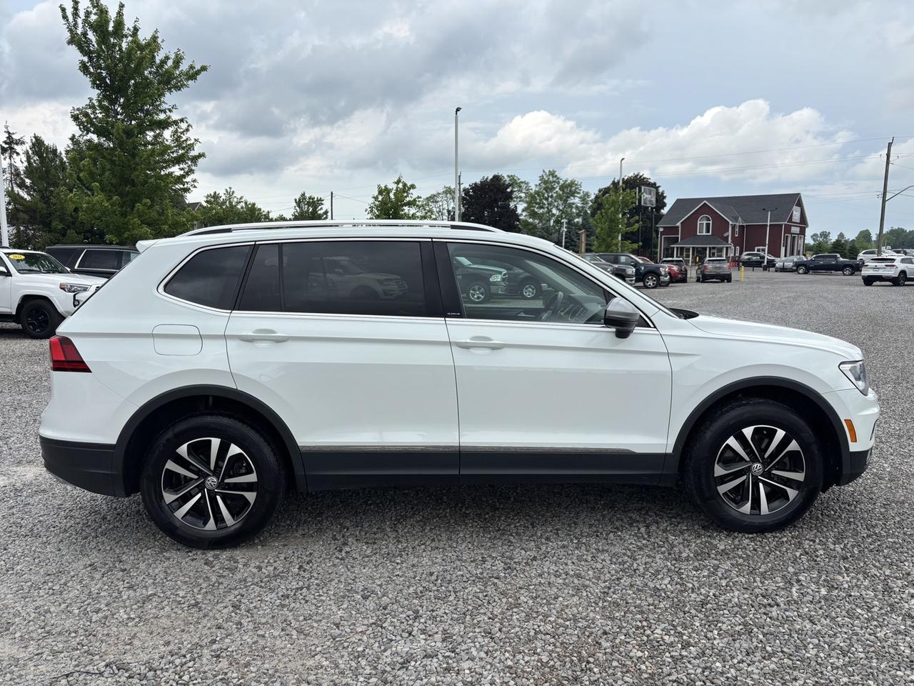 2020 Volkswagen Tiguan Highline ~CLEAN CARFAX~ Photo