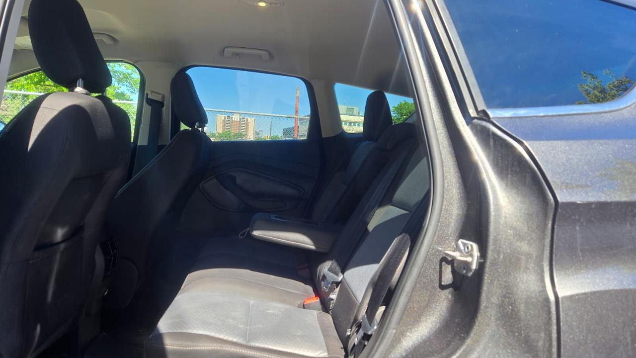 2018 Ford Escape SE FWD Photo