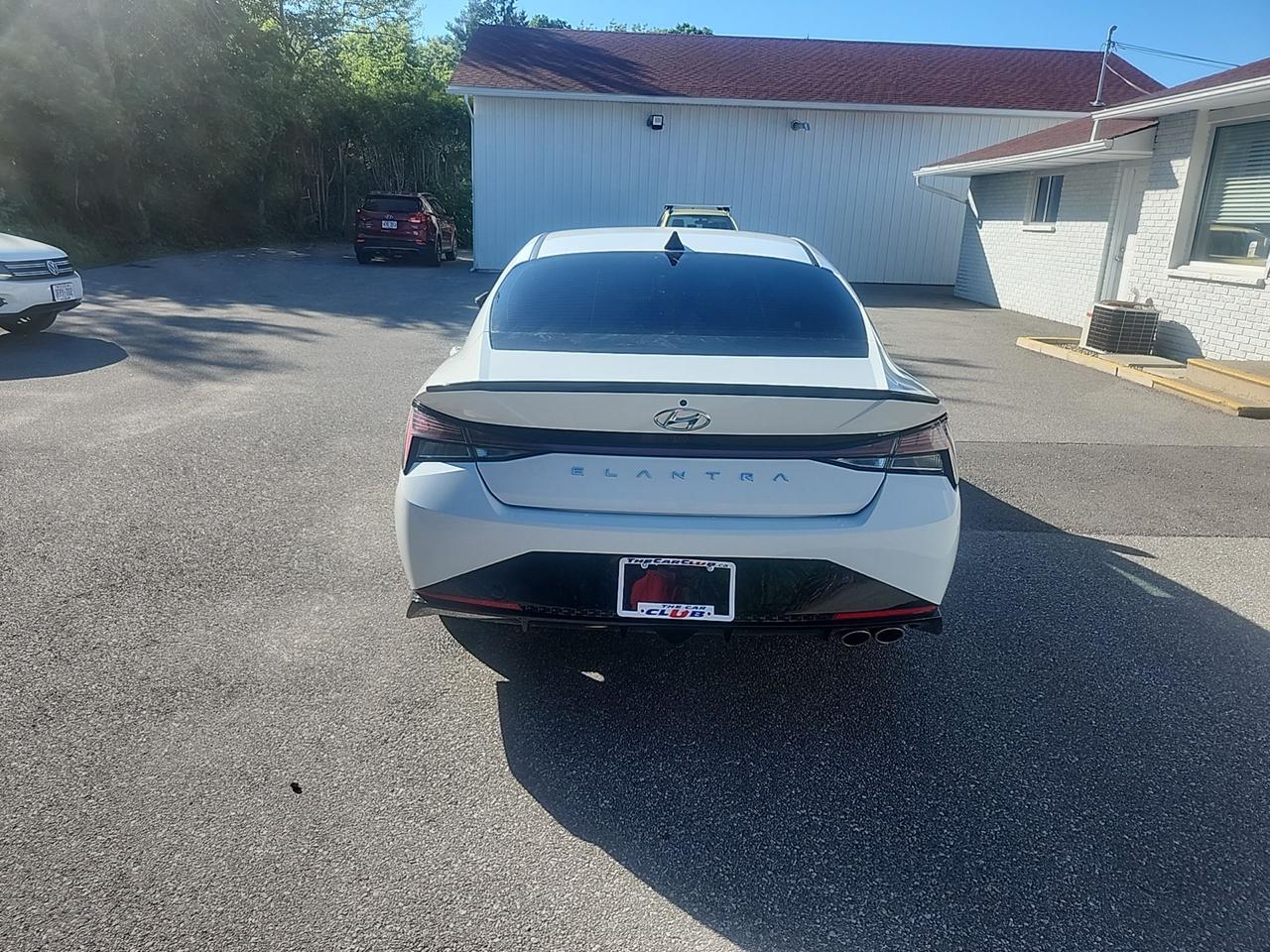 2022 Hyundai Elantra N LINE Photo3