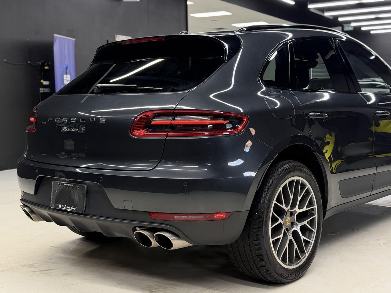 2018 Porsche Macan S|NAV|BOSE|LKA|BSM|CHRONO|RED INT.|CLEAN CARFAX| Photo