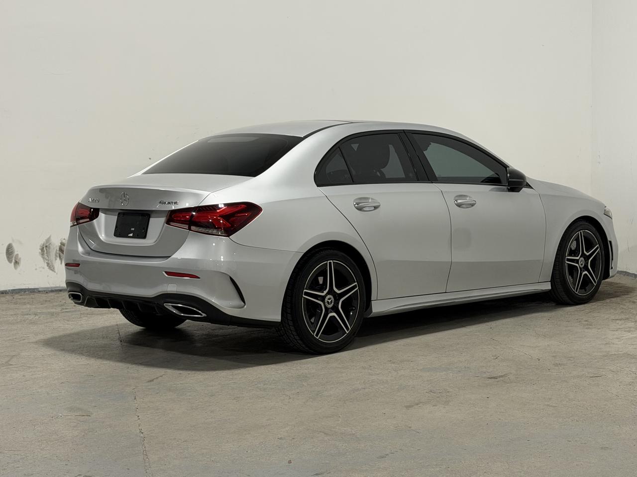 2019 Mercedes-Benz A-Class A 220 4MATIC Sedan Photo3
