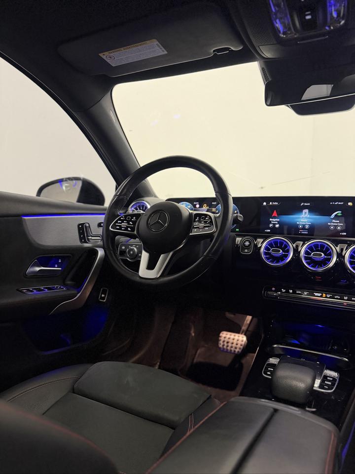 2019 Mercedes-Benz A-Class A 220 4MATIC Sedan Photo