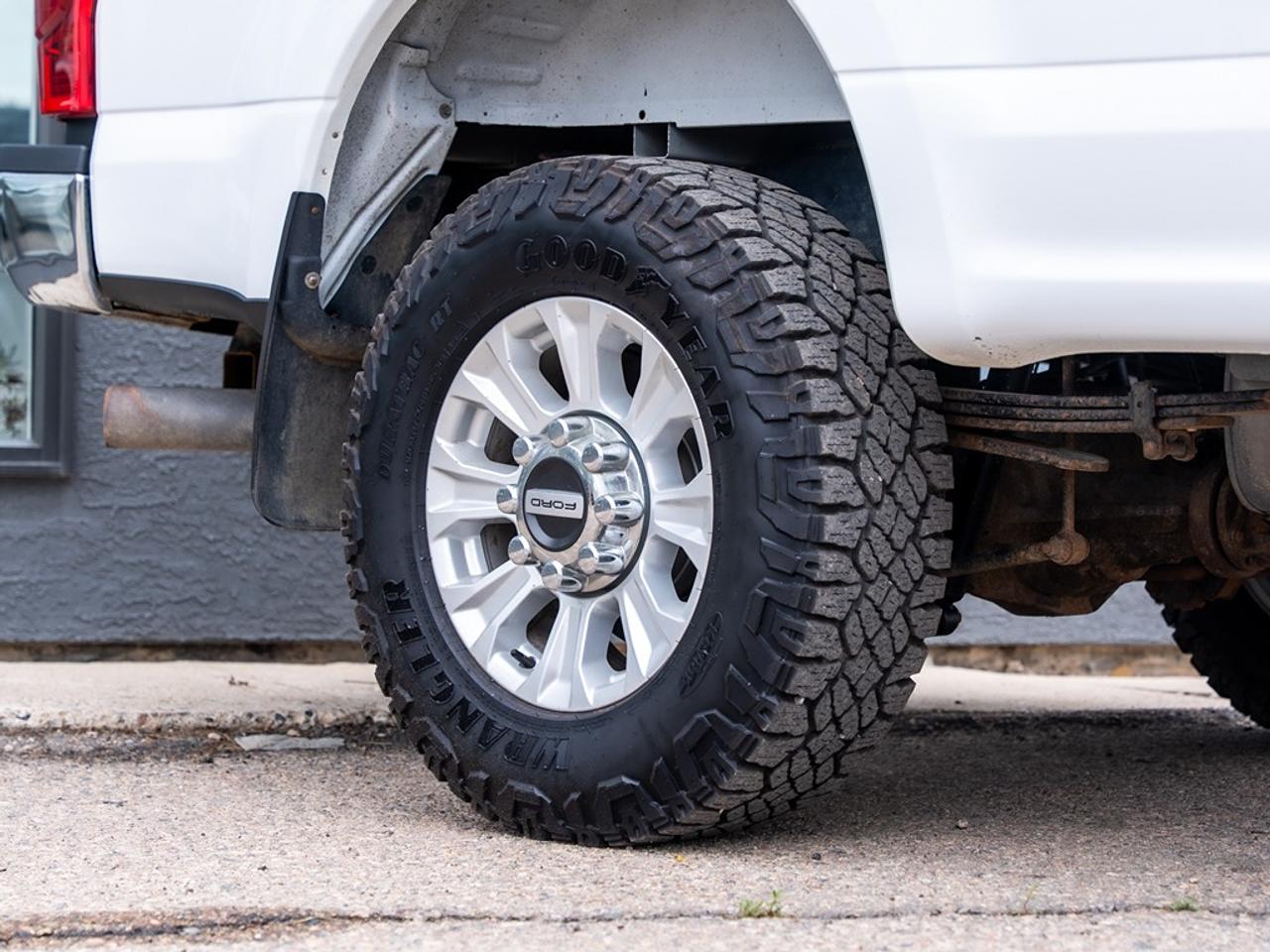 2021 Ford SUPER DUTY F-350 SRW XLT Photo23