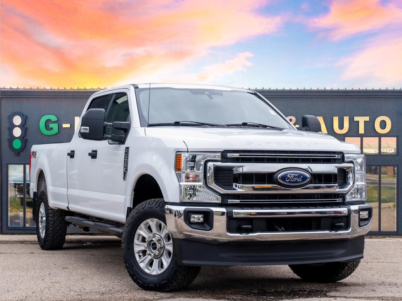 2021 Ford SUPER DUTY F-350 SRW XLT Photo21